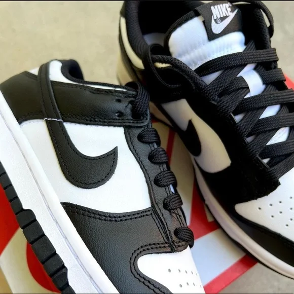 NEW IN BOX Nike Dunk Low Pandas! - Picture 3 of 4